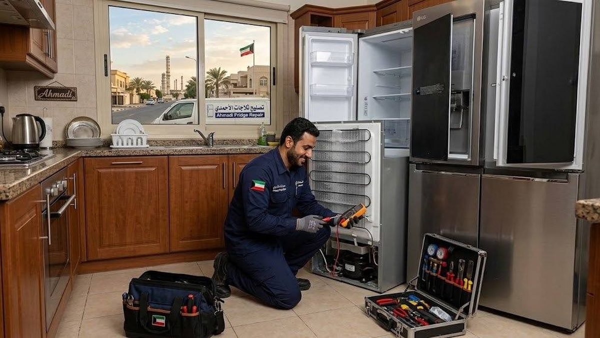 فني ثلاجات يعمل في منزل بمنطقة حولي بالكويت